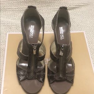 Embossed Leather T-Strap heels